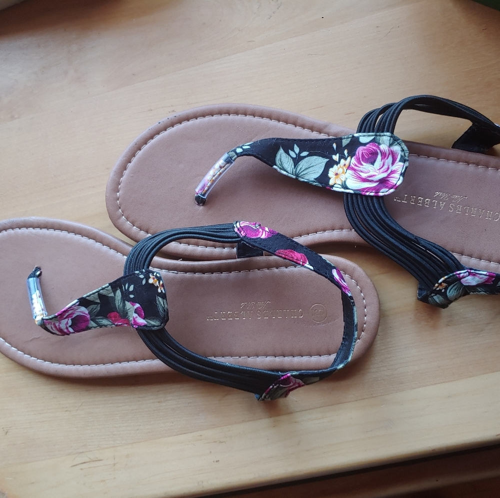 Size 9 flip flops